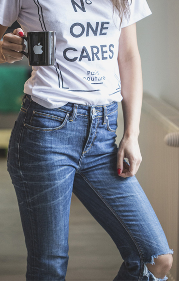 กางเกงยีนส์สีซีด